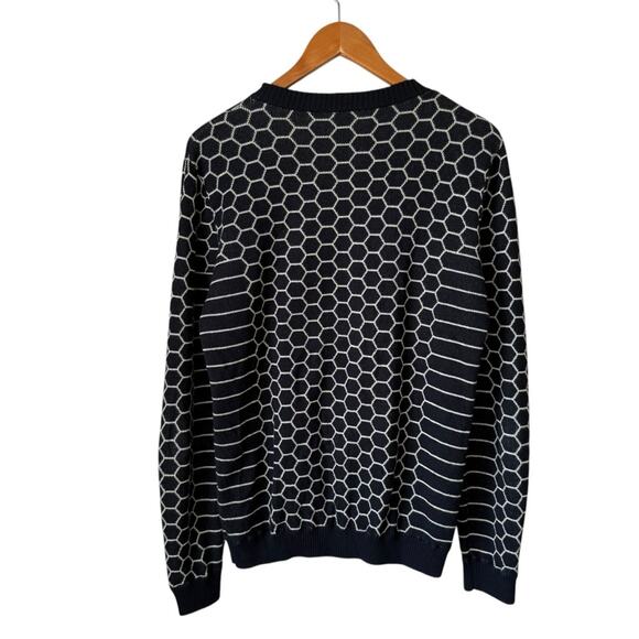 Jonny Cota Men's Black and White Sweater Reptilian Print Size Medium M - Picture 2 of 3